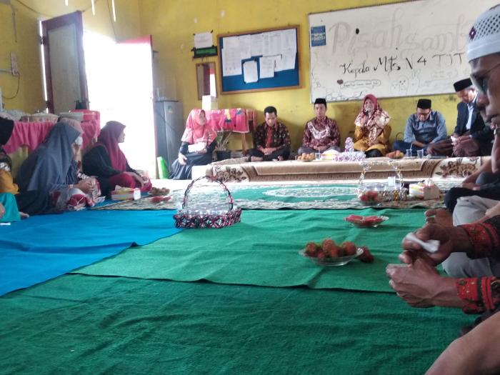 Pisah Sambut Kepala Madrasah MTsN 4 Tanjung Jabung Timur