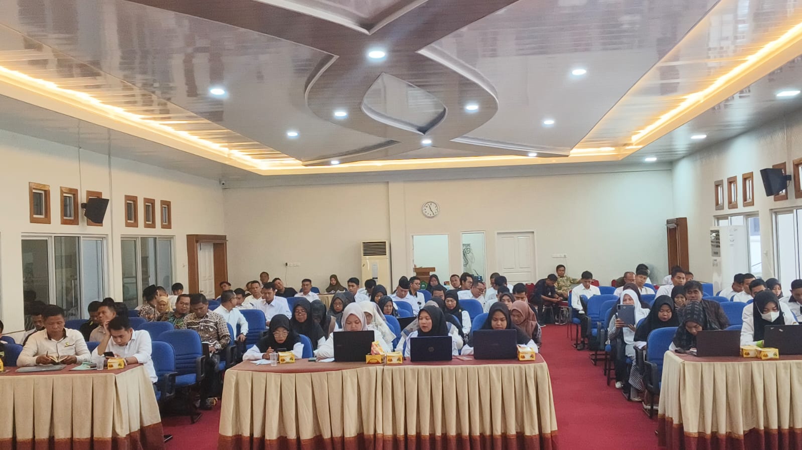 Ikuti Bimtek Weebsite Operator WEB MTsN 4 Tanjung Jabung Timur di Jambi