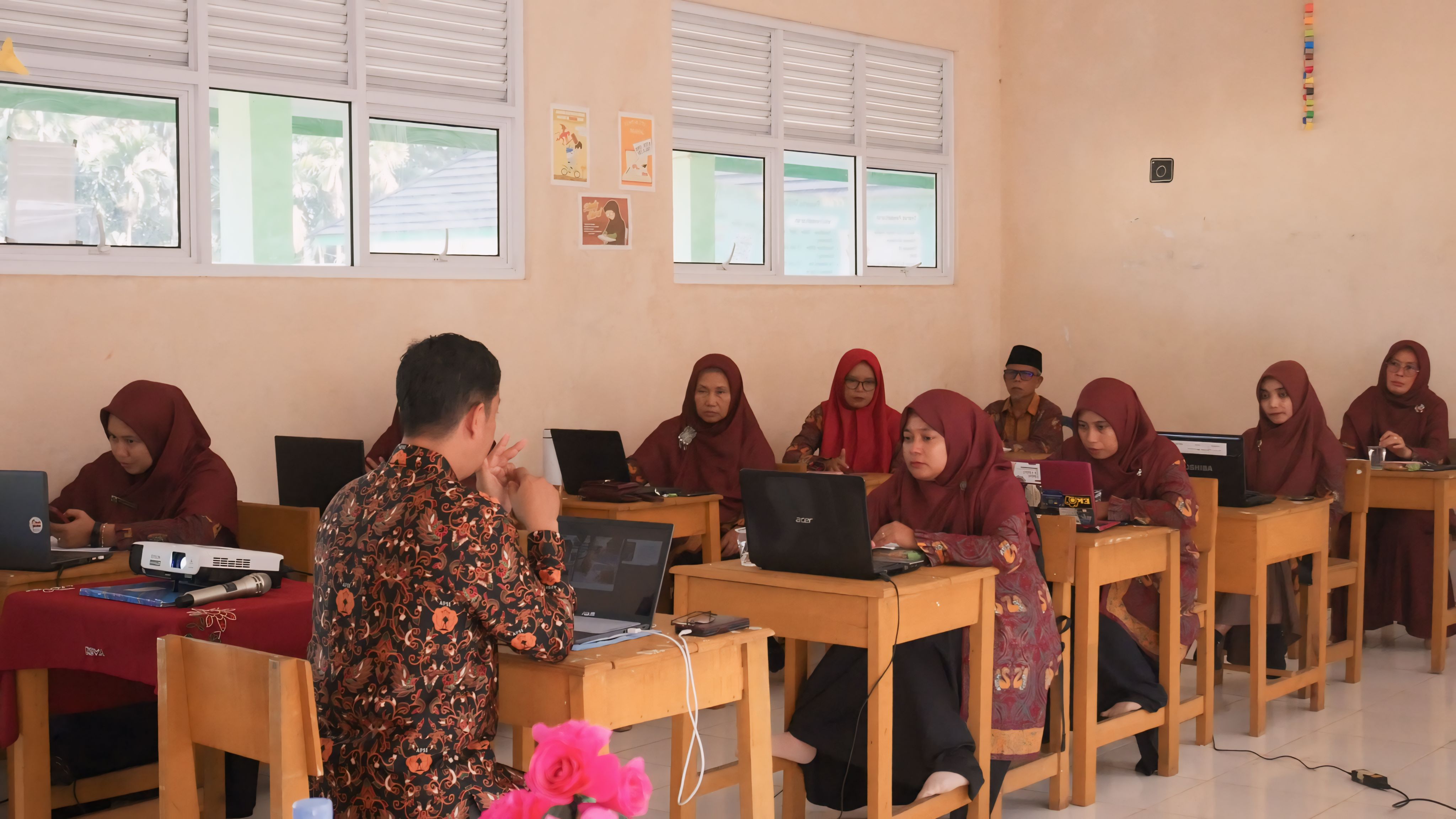 Diseminasi Penerapan  Projek PeguatanProfil Pelajar Pancasila dan Rahmatan Lil Alamin (P5RA) Berdasarkan KMA 450 Tahun 2024 di MTsN 4 TJT