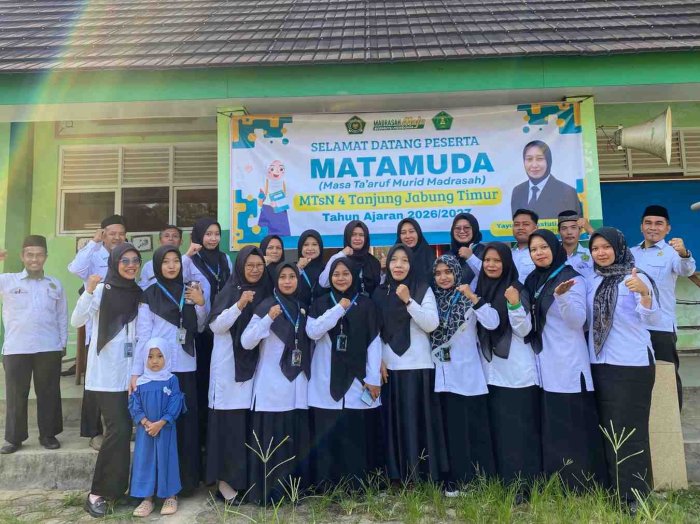 Upacara Bendera MTsN 4 Tanjung Jabung Timur Berlangsung Khidmat