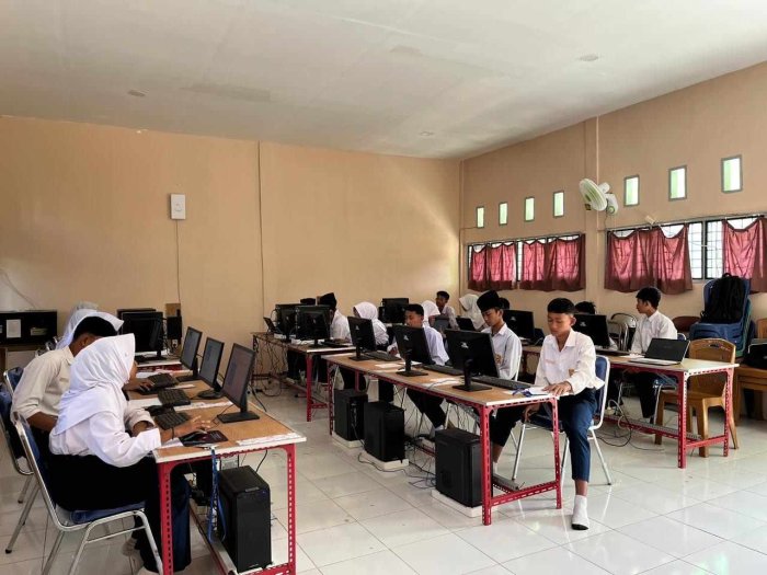 MTsN 4 Tanjung Jabung Timur Laksanakan Gladi Bersih TKA