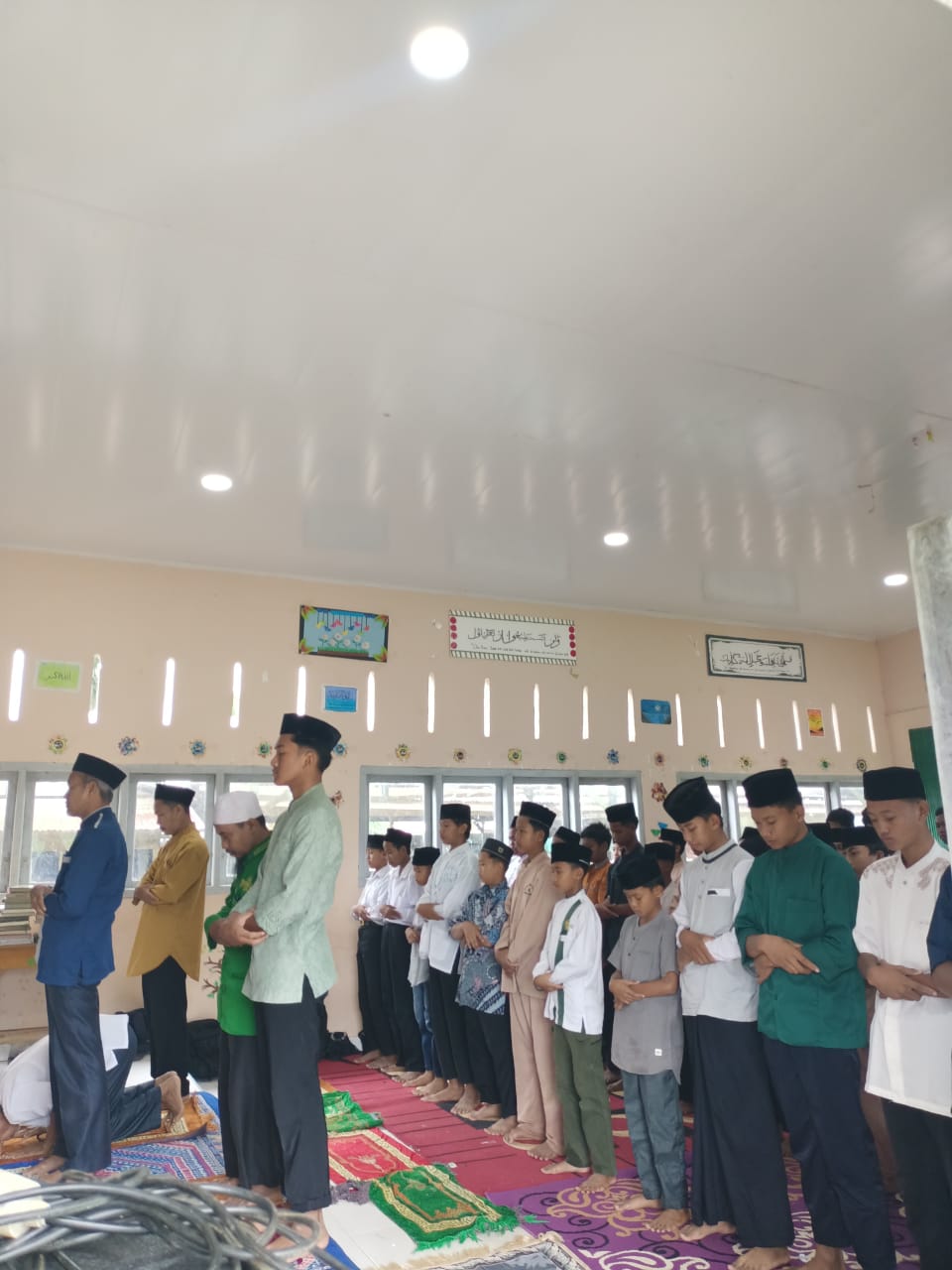 MTsN 4 Gelar Tadarus dan Sholat Dhuha Melalui Pesantren Kilat