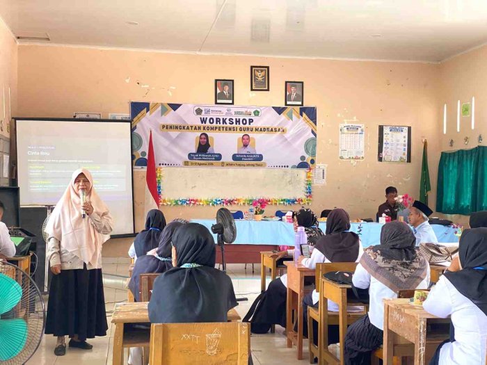 Workshop Guru Madrasah Bahas Kurikulum Berbasis Cinta